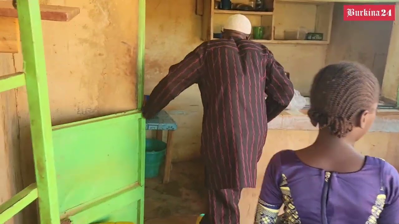 Alassane Compaoré, le boutiquier non-voyant de Belle Ville