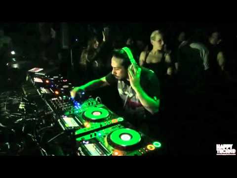 Cristian Varela - Live @ Happy Techno, City Hall, Barcelona [26.12.2015] (Techno, House)