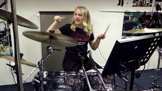 Video AC/DC - Shoot To Thrill (cover by AC/DC revival/Kristýna Sibinsk