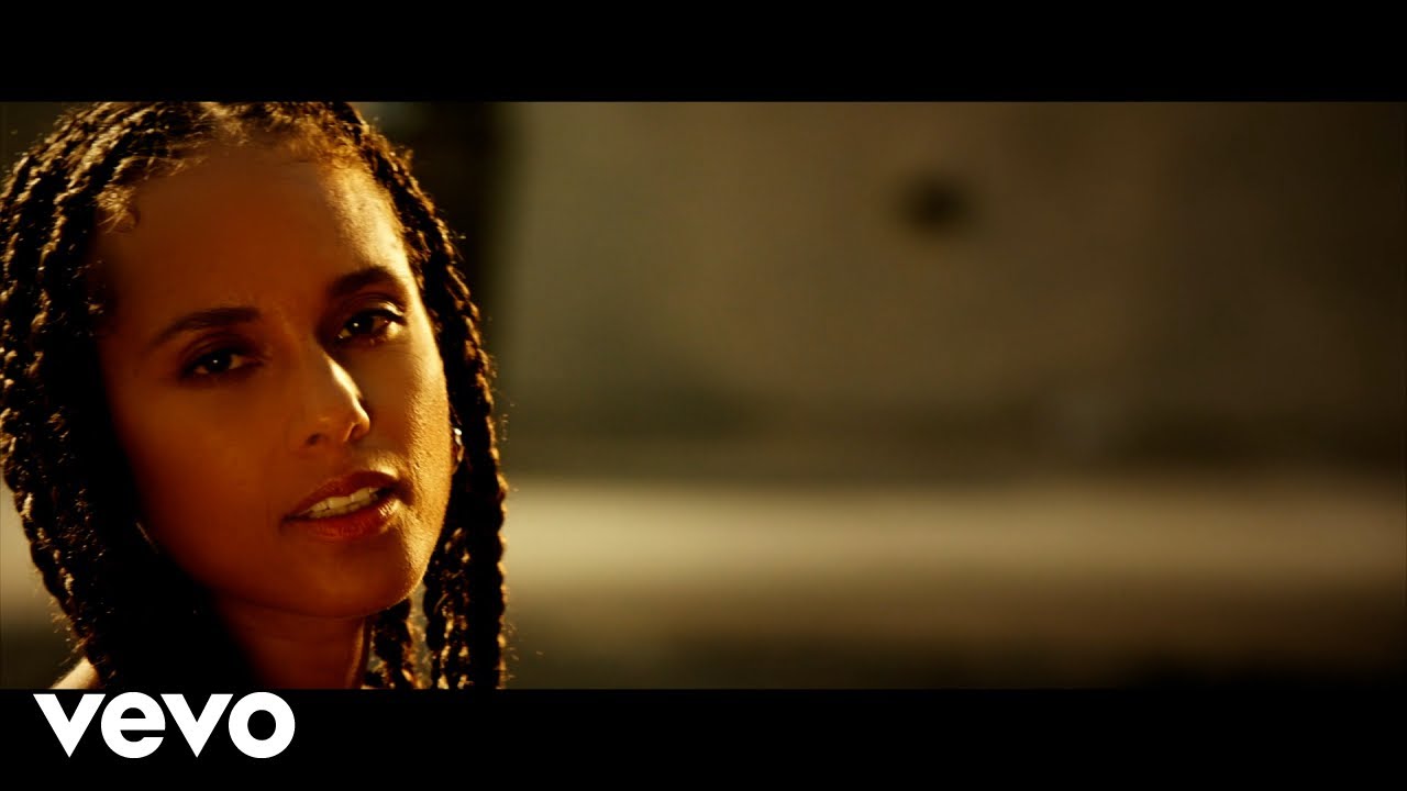 Alicia Keys – “Love Looks Better”