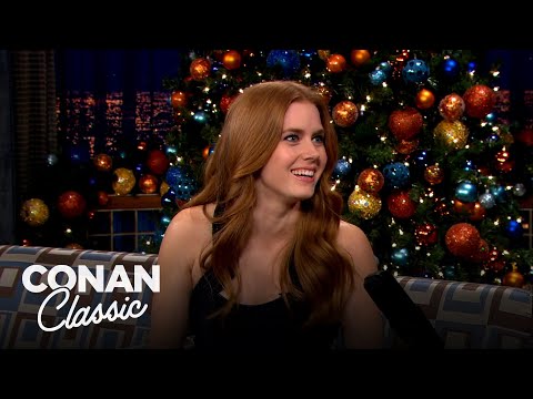 Amy Adams Enjoys Being A Redhead | Late Night with Conan O’Brien