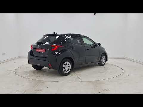 Toyota Yaris HYBRID LUNA AUTOMATIC *RETAIL PRICE € - Image 2