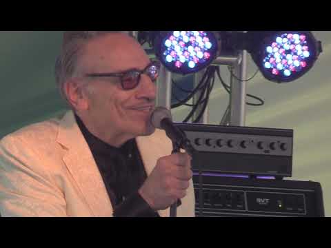 Rick Estrin & the Nightcats