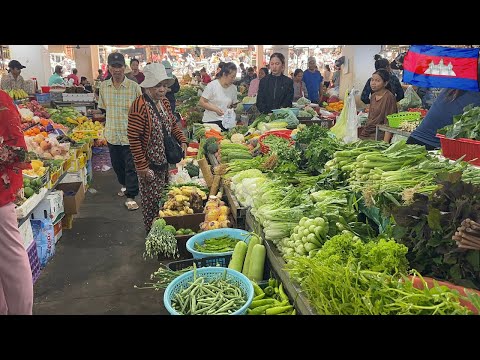 nside a Cambodian Local Market | Fresh Food Shopping in Phnom Penh l4k