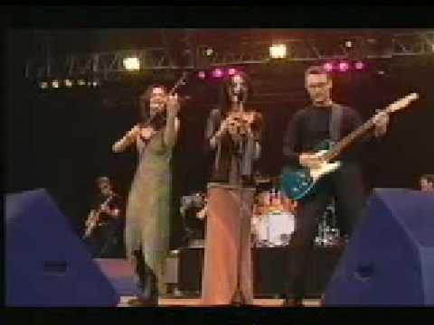 Irish Celtic Music The Corrs Toss The Feathers