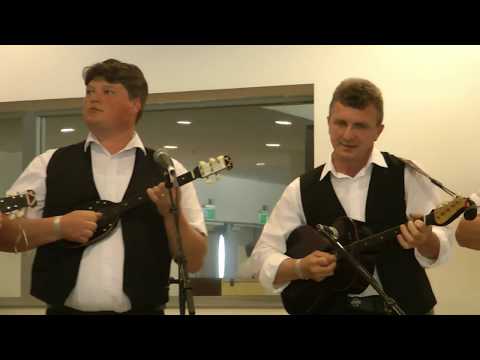 Csantavéri Mendicus Tamburazenekar - Bogyiszlói dallamok