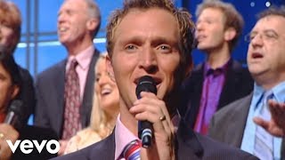 Bill &amp; Gloria Gaither - Angels We Have Heard On High/Hark! the Herald Angels Sing (Medley) (Live)