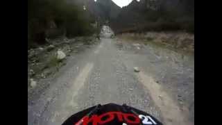 preview picture of video 'Moto21 la subida al Pajonal.....Pure Enduro !!!'