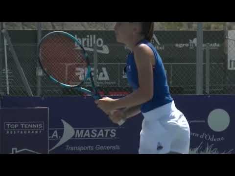 La tenista Nahia Berecoechea s’endú el 10è Torneig Arcadi Manchón