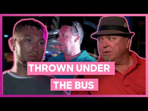 Father And Son Duo bust SECRET Bus Tours | Mystery Diners