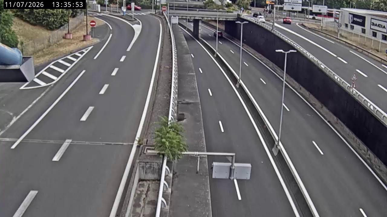 Live webcam view of Circunvalación de Lyon en Porte de Vaise