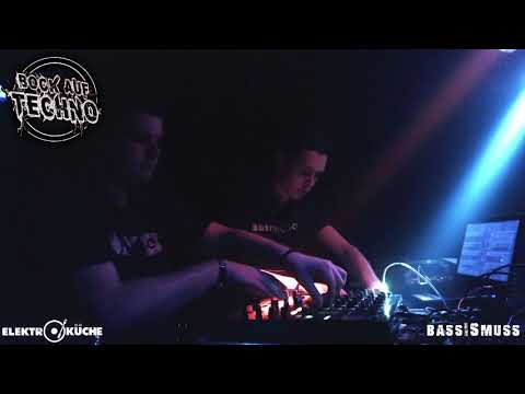 Jay B b2b Basstrologe @ Elektroküche Köln - Bassismuss - 04.01.19