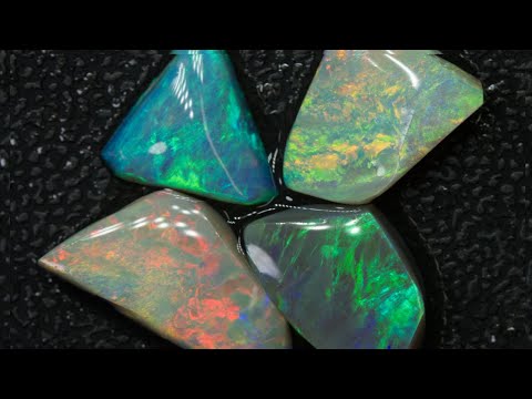 11 cts Australian Rough Opal Parcel, Rubs Lightning Ridge