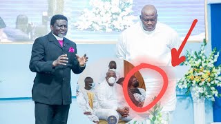 WATCH AS BISHOP AGYIN ASARE PRAYS FOR HON HENRY QUARTEY  IN HIS QUEST TO MAKE ACCRA WORK AGAIN