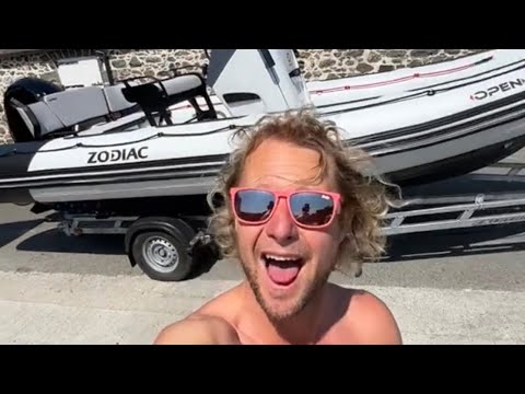 Zodiac 650 open RIB walk around