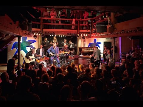 Philipp Fankhauser - Too Little Too Late (Unplugged Live at Mühle Hunziken) HD