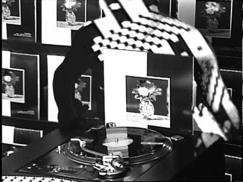 Soulwax Ft. Chloe Sevigny - Heaven Scent (DEEWEEDUB) - DEWEE016