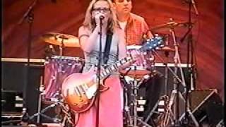 Kay Hanley- Mean Streak (live @ the Hatch Shell Boston 2001)