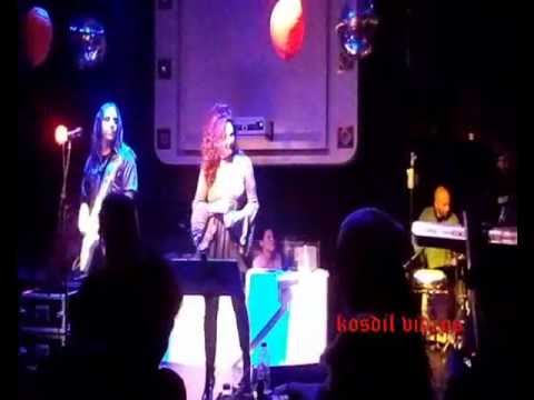 ΣΟΦΙΑ ΑΡΒΑΝΙΤΗ ΣΑΝ ΠΡΩΤΗ ΦΟΡΑ / ΠΑΝΤΑ ΕΙΣΑΙ ΕΔΩ 2012 LIVE NOIZ