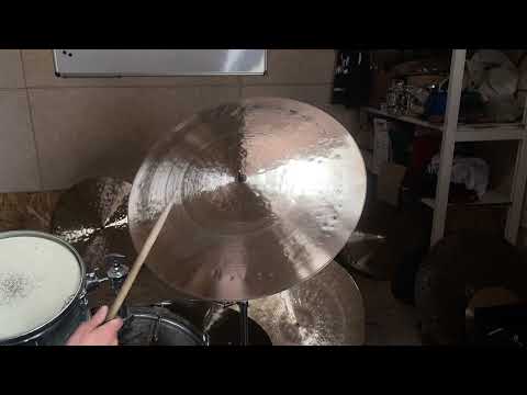 44. 2471g 22” ￼ contemporary flat ride