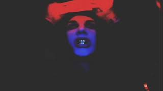 Marilyn Manson - I Have to Look Up Just to See Hell (Legendado)
