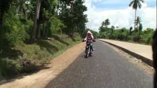 preview picture of video 'A femail rider in Guimaras island.m2t'