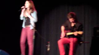 alyssa reid - burned (cover by Daphne Pol live @ develcult 2012 )