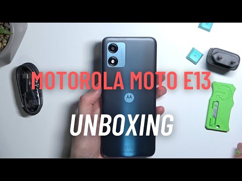 MOTOROLA Moto E13 Unboxing "I Wouldn't Recommend" #motorola