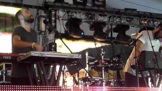 Bag Raiders  Golden Wings