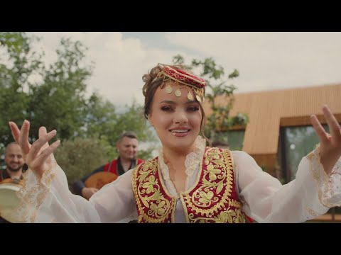 Eugena  - Album me kënge të Shqipërisë së mesme