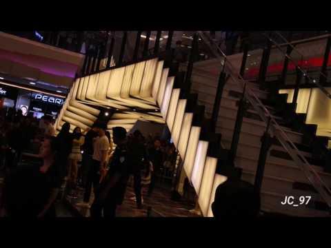 [FANCAM] 170422 Red Velvet in Malaysia ft.神奇的地板