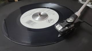 LOU BEGA "Mambo No. 5" b/w "Beauty On The TV Screen" - 07863-65851-7 (Sample)