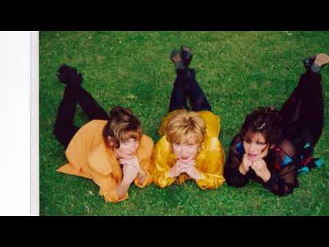 Gal Pals Marleen Fawcett, Lissa Fawcett, Laurie LaPorte-Piticco -Oh John