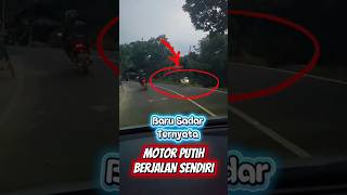 Download lagu White Motorcycle Moving on Its Own #kdm #kangdedi #dedimulyadi #kangdedimulyadi #bapakaing mp3 Download lagu White Motorcycle Moving on Its Own #kdm #kangdedi #dedimulyadi #kangdedimulyadi #bapakaing mp3