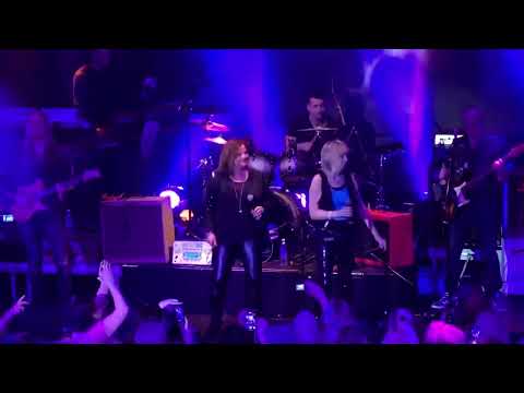 Sussi Tapper o Millas Mirakel - Dansar i månens sken