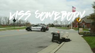 Morgan Evans - Kiss Somebody