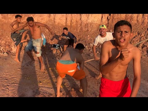 FUNDO DE QUINTAL OFC - WIU & Ryan SP - Felina 🐈