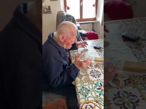 Grandpa Faustino good morning with the hammer 🐊😂🐊