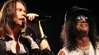 I hold on -Slash ft Myles kennedy (acoustic)