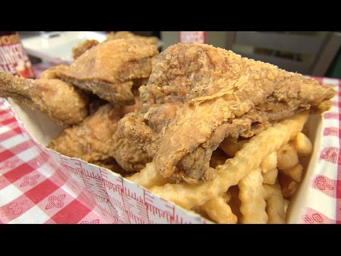 Chicago’s Best Fried Chicken: Evanston Chicken Shack