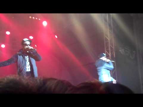 adidas miRun Busan - Leesang - Turned Off the TV