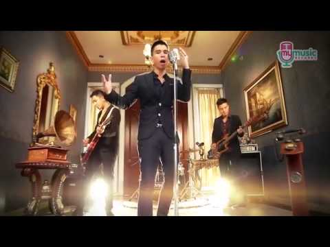 download lagu mp3 mp4 Seventeen Mantan Terbaik, download lagu Seventeen Mantan Terbaik gratis, unduh video klip Seventeen Mantan Terbaik