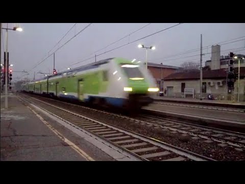 ETR421 015 Trenord - Milano Greco - 18/02/2021