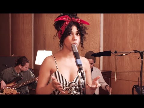 Thoughtless (Live) - Monica Martin & Scary Pockets