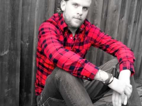 Konni Conga - Við erum (Remix)