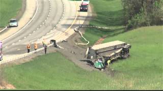 Fatal crash shuts down southbound I-87 lanes