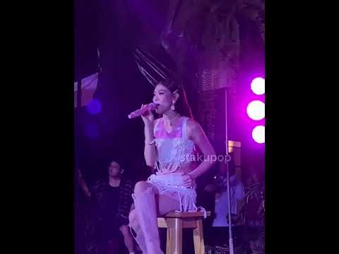 BINI 🌸 Stacey Solo Performance " Ako Na Lang by Zia Quizon covered by #bini_stacey "