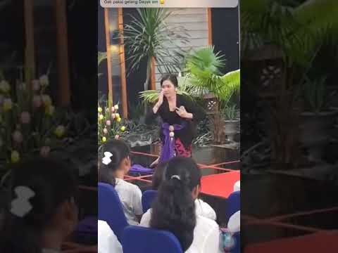 Bencana Ring Bali - Kaniya Indira