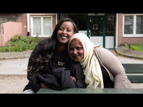 Cherrie: The Scandinavian RnB star with Somali roots - BBC Africa