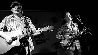 CHICKEN FRIED cover Golden Rails (Kasey Chambers)